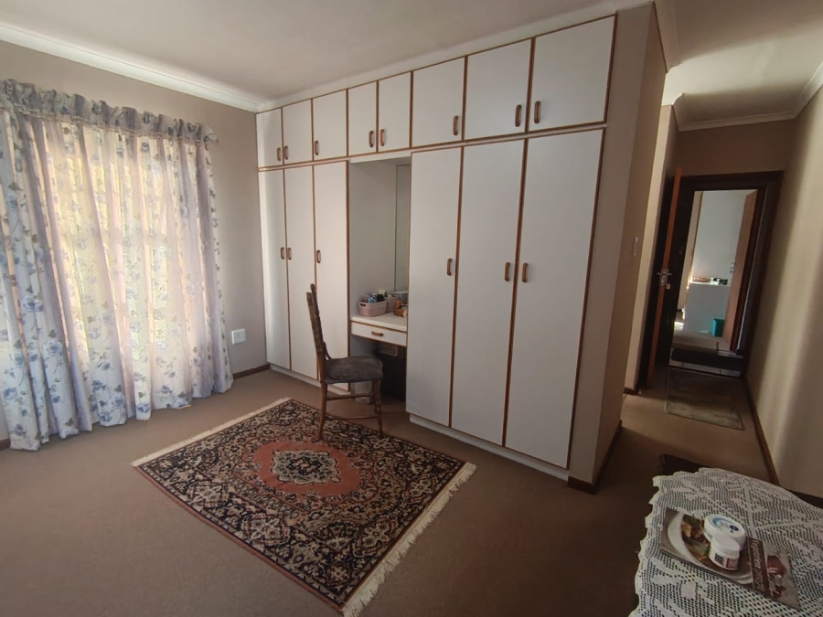 3 Bedroom Property for Sale in Dana Bay Western Cape